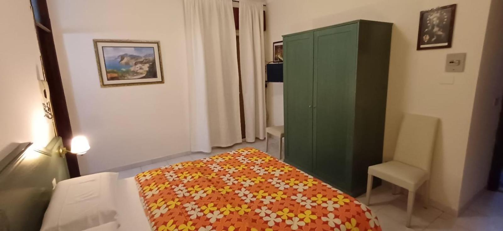 Apartments Mikros Giardini Naxos Bagian luar foto